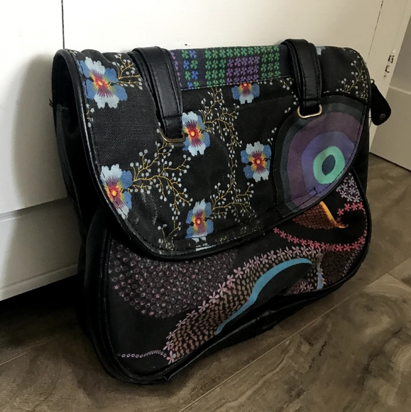 Desigual Shoulder Handbag Purse Rose Applique - Picture 5 of 5